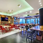 Ξενοδοχείο Porto Marine 4*