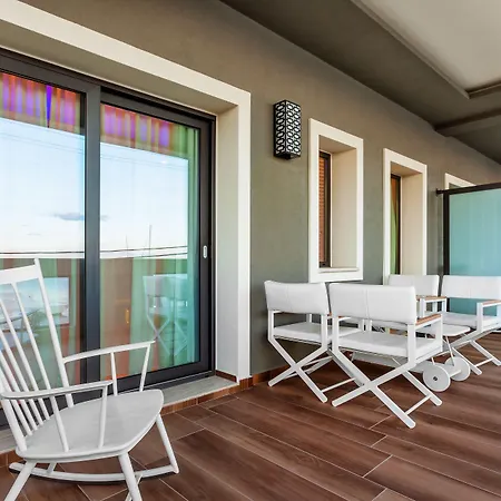 Porto Marine Hotell 4*