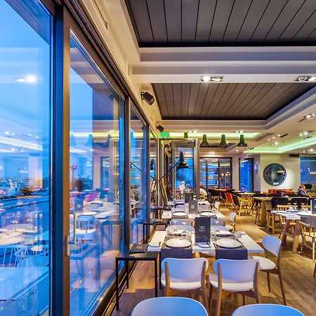 Porto Marine Hotell 4*