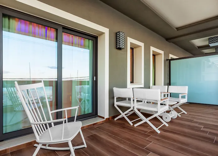 Porto Marine Hotell 4*