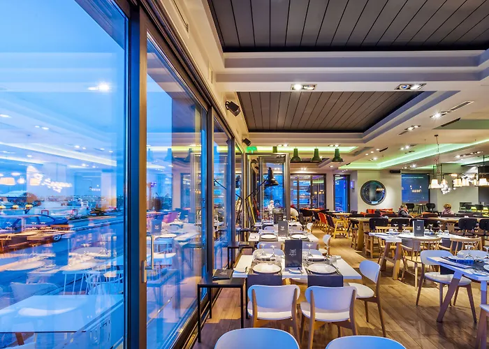 Porto Marine Hotell 4*