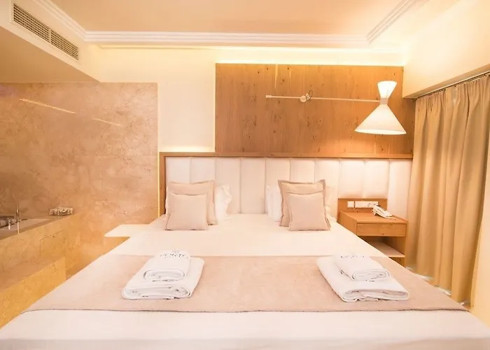 Porto Marine Hotell 4*