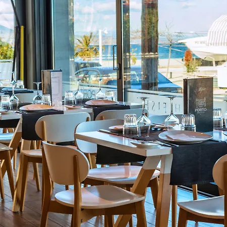 מלון Porto Marine 4*