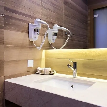 Porto Marine מלון