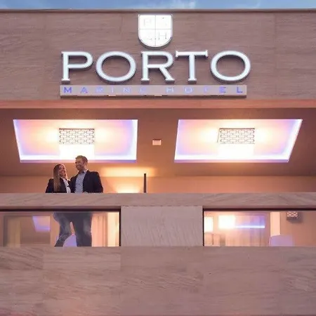 Porto Marine מלון