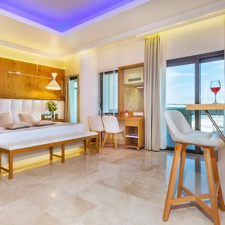 Hotel Porto Marine 4*